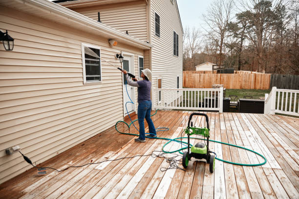 Best Garage Pressure Washing  in Llano, TX