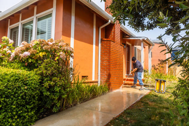 Best Roof Pressure Washing  in Llano, TX